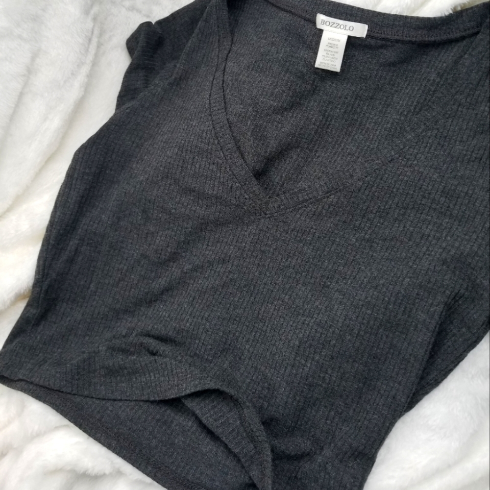 Womens shape fitting crop top